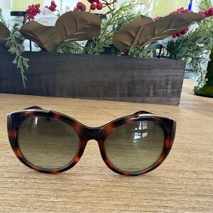 Chloe Brown Tortoise Shell Glasses